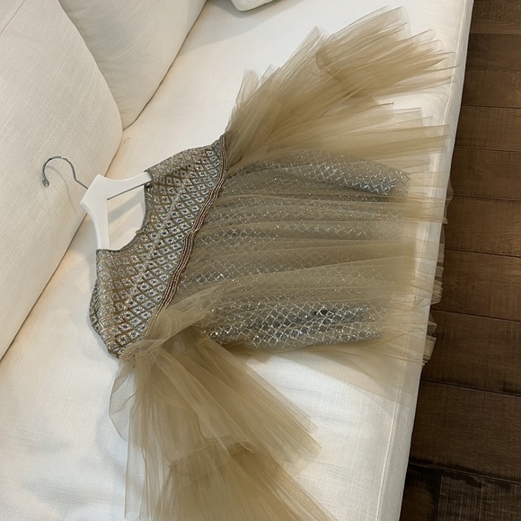 Designer ruffle blouse - Picture 7 of 14